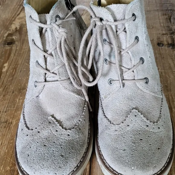 Armani Junior Suede Oxford Boots Size 5