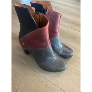 Art Company leather patchwork ankle boots made in Spain boho artsy size 38 US 7