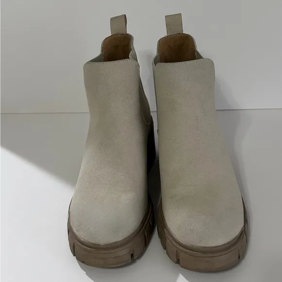 Athlefit Women's Chelsea Boots Fashion Lug Sole Chunky Heel Slip on Elastic