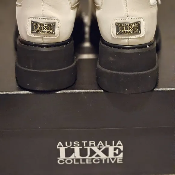 ⬇️Australia Luxe Collection WESTWARD SATIN PALE