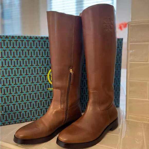 Authentic TORY BURCH Riding Leather Boots, size 8