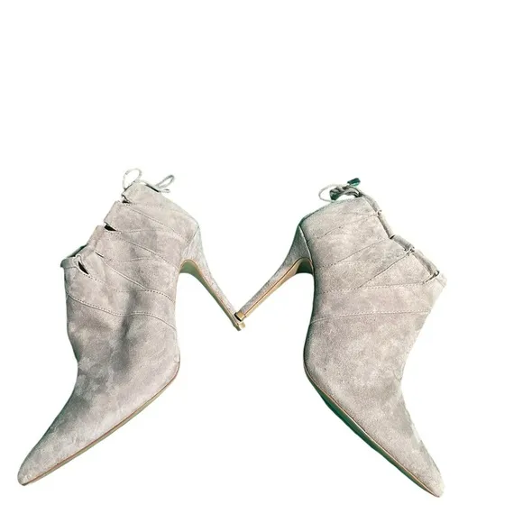 BADGLEY MISCHKA Women’s Gray Suede  High Heel Booties Boots Size 8.5