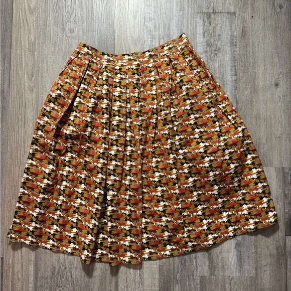 Banned Apparel Vintage Gothic High-Waist FlaredSkirt | Retro 50s Pin-Up