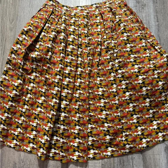 Banned Apparel Vintage Gothic High-Waist FlaredSkirt | Retro 50s Pin-Up