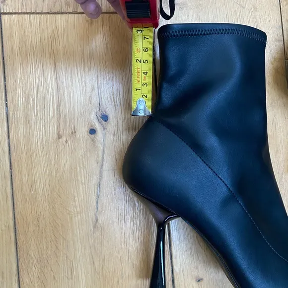 Bar III Black heeled boots, Elegant Black Ankle Boots