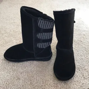 Bear paw women’s SZ 9, black suede knit wool blend lined boots.