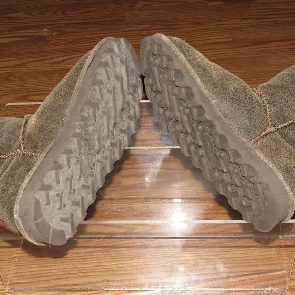 BEARPAW Morgan Cow Suede Sheepskin Boots Size 7