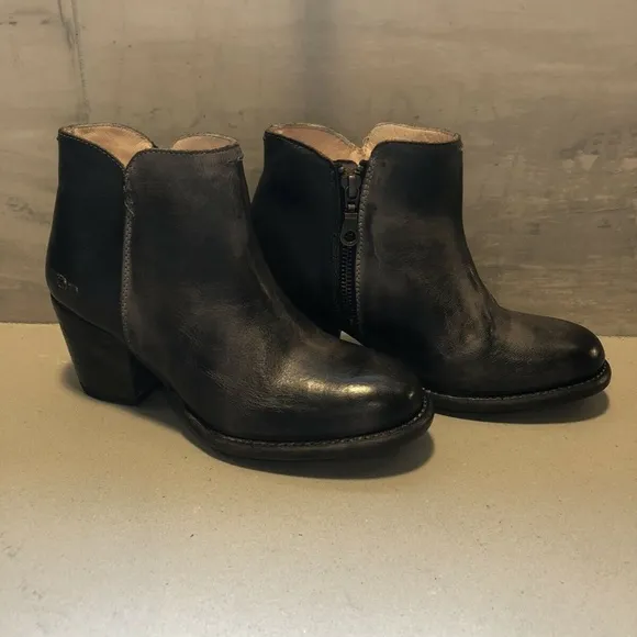 ✨Bed Stu Yell Booties Boots✨