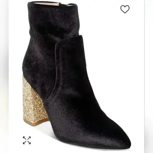 Betsey Johnson Casey Glitter heel boots. Size 6