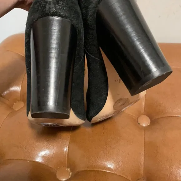Bettye Mueller Black Leather Heeled Boots, Sz 7.5