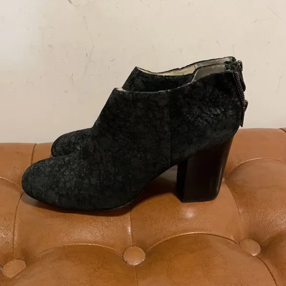 Bettye Mueller Black Leather Heeled Boots, Sz 7.5