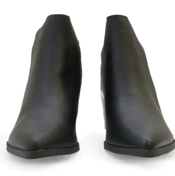 Black Ankle Boots with Mirrored Accent Heel Sz 10