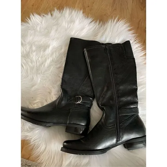 Black riding boots size 6 with stretchy back part new  faux leather