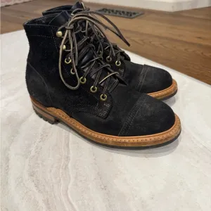 Black Rough Out