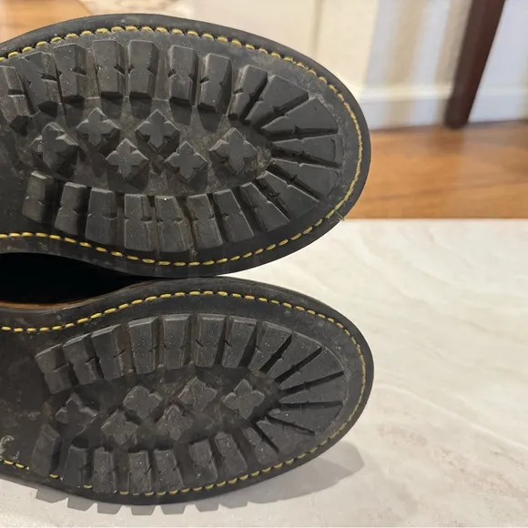 Black Rough Out