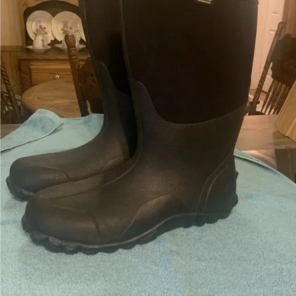 Black Rubber Boots
