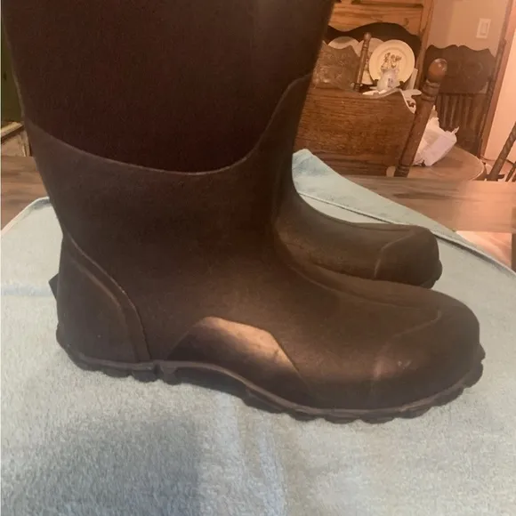 Black Rubber Boots