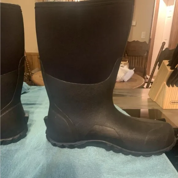 Black Rubber Boots