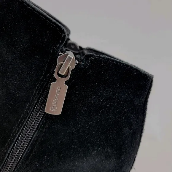 Blondo Linda Suede Waterproof Bootie in Black Size 8.5