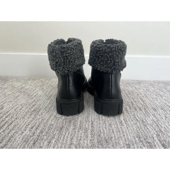 Blondo Plaka Waterproof Boot Size 6 Black Leather Lug Sole Fleece, NWOT