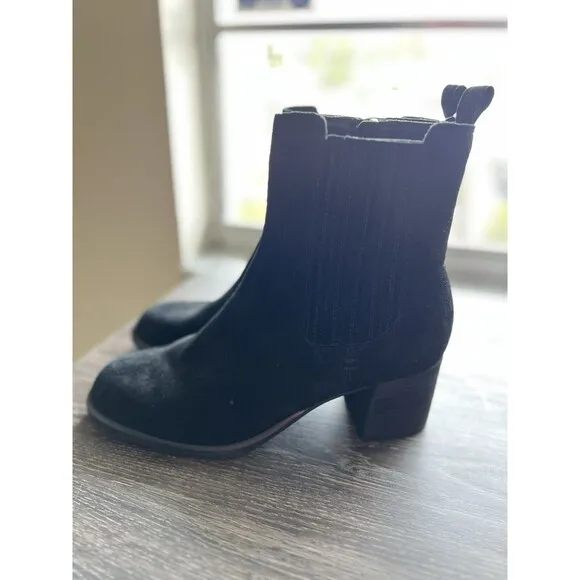 Blondo Sonali Boots Black Suede Waterproof Women’s Size 9.5 New