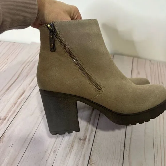 Blondo Tan Nude Leather Suede Waterproof Lug Boots