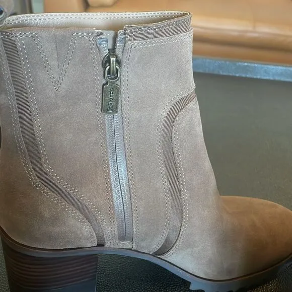 Blondo Raniah Suede Taupe Boots size 9M