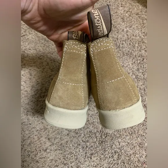 Blundstone tan suede low active Chelsea boots 3.5au 6.5us