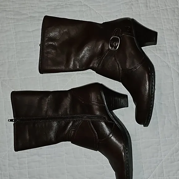 B.O.C. Boots leather brown above ankle sz 7.5