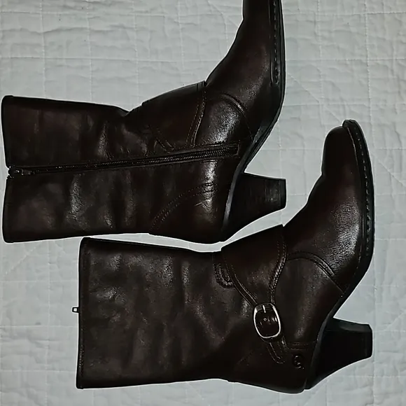B.O.C. Boots leather brown above ankle sz 7.5