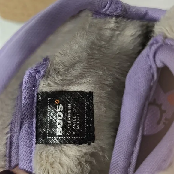Bogs Boots Kitty Purple Size 10 Adjustable, Waterproof, Warm and Cute