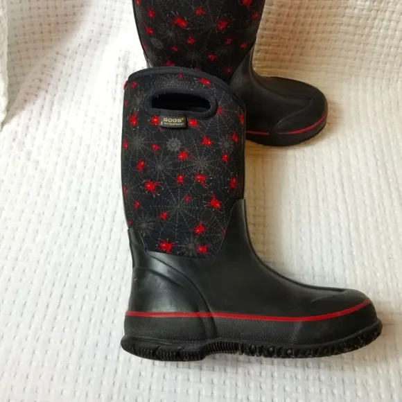 Bogs Classic Creepy Crawl Waterproof Insulated Boots