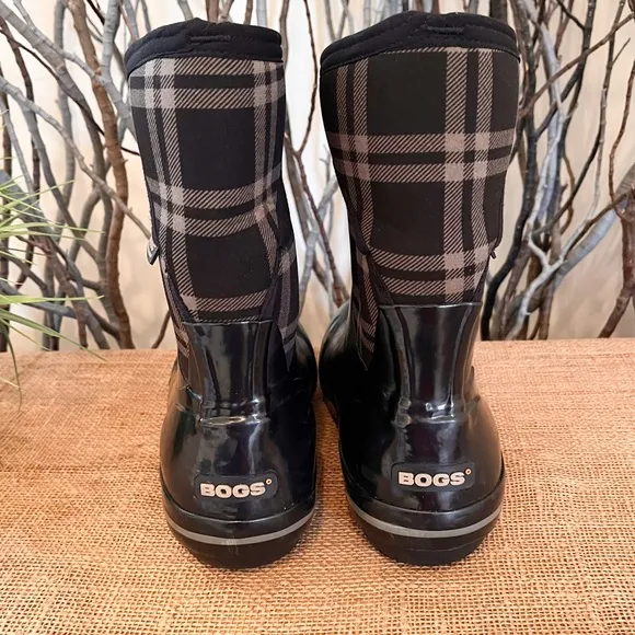 BOGS Plimsoll Plaid Mid Calf Insulated Waterproof Boots Size 10 Women’s