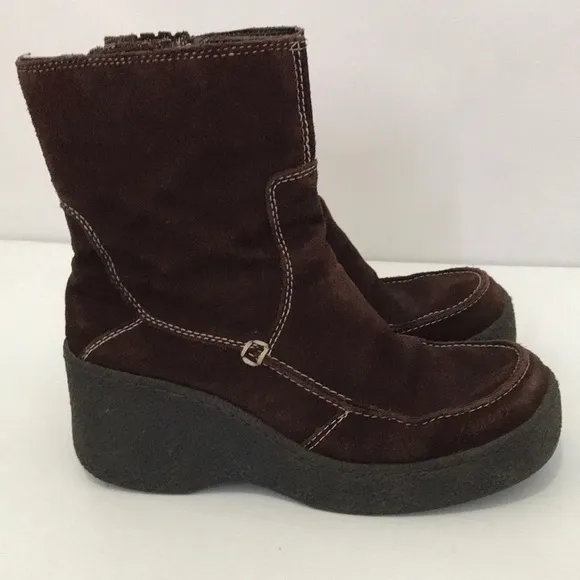 Bongo Platform Brown Suede Boots Size 8.5