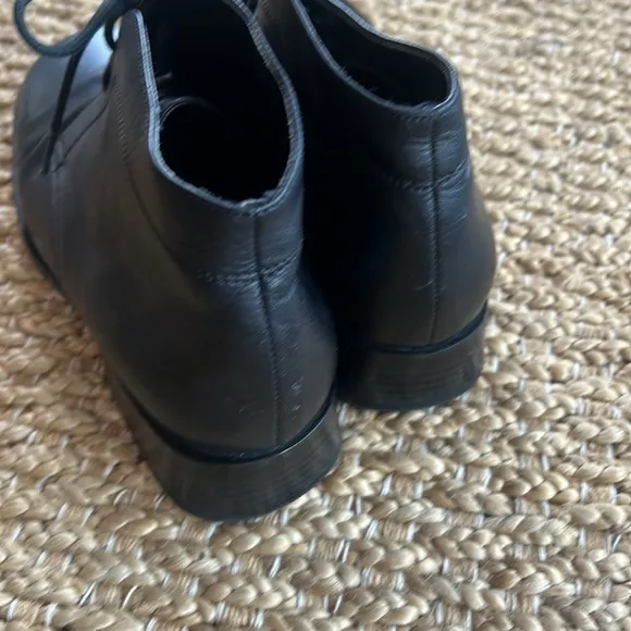 Bootalinos 90s Women’s 8.5 Katy Lace Up Black Leather Chukka Boots Academia