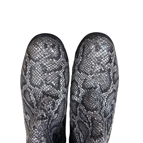 Born | Audriana Snakeskin Leather Knee High Chunky Block Heel Boots Brown 6M