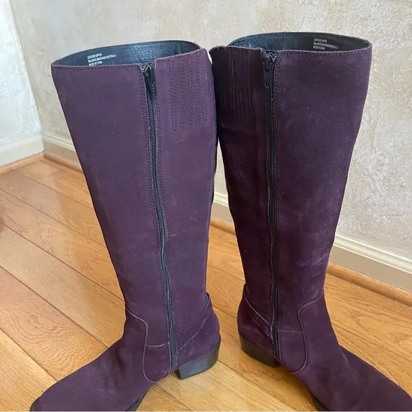 Born B.O.C. Women's Purple Cherry Wine Suede Leather Knee High Boots Sz 7 M