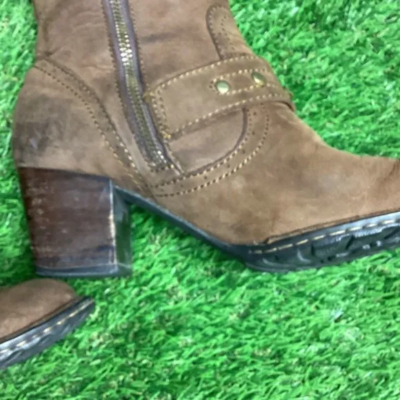 Born Brown Leather Tall Riding Boots Zip Up 6