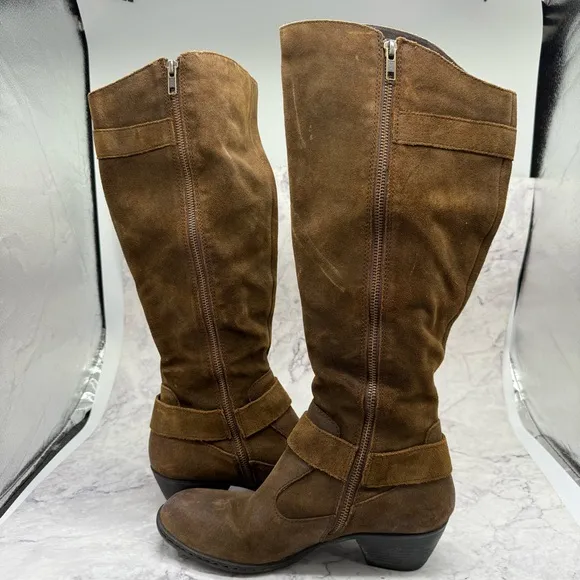 Born, Brown Over the Knee Boots with Straps and Suede Finish. Size 8.5/40.