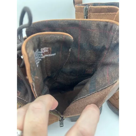 Born Camryn Leather Ankle Boots