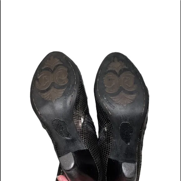 Born Crown Black Leather Riding Boots