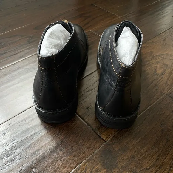 Born Men’s Harrison Leather Boots size 13, Black