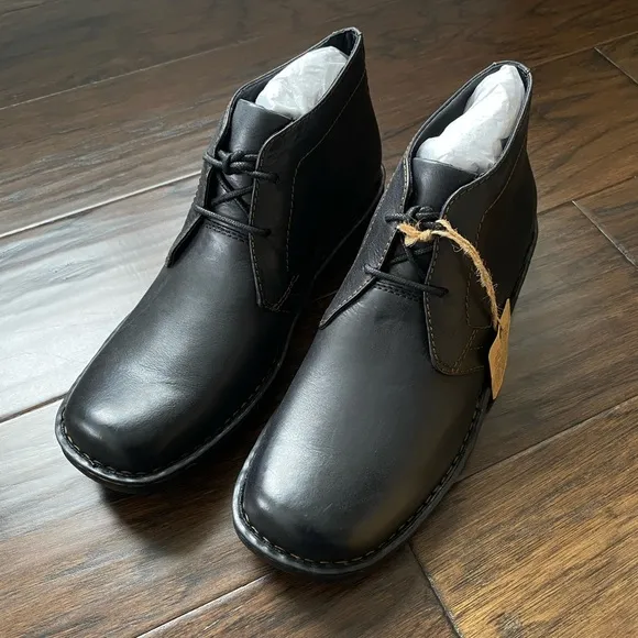 Born Men’s Harrison Leather Boots size 13, Black