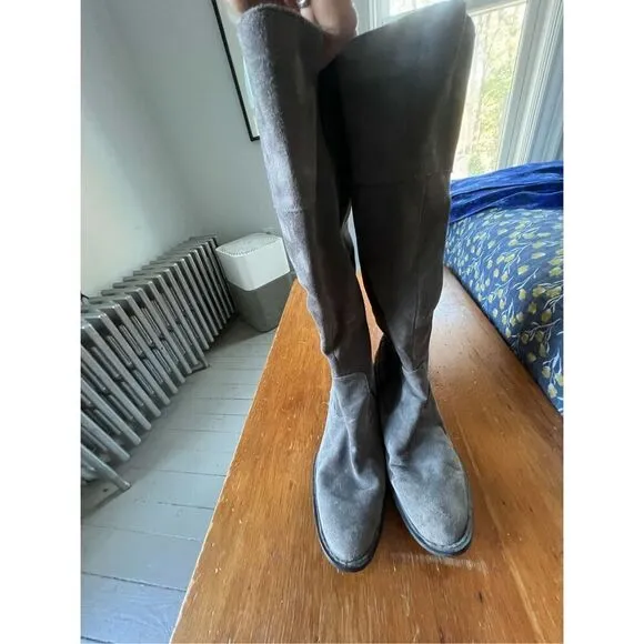 Born light brown suede high boots with zipper 10