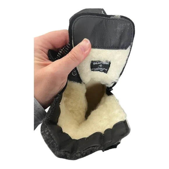 Bos &amp; Co Black Galaxy Prima Snow Boots
