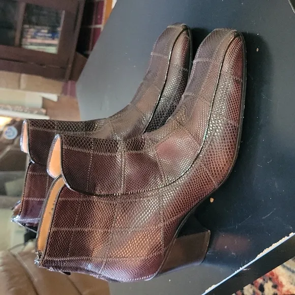 Bottega Veneta men's boots.