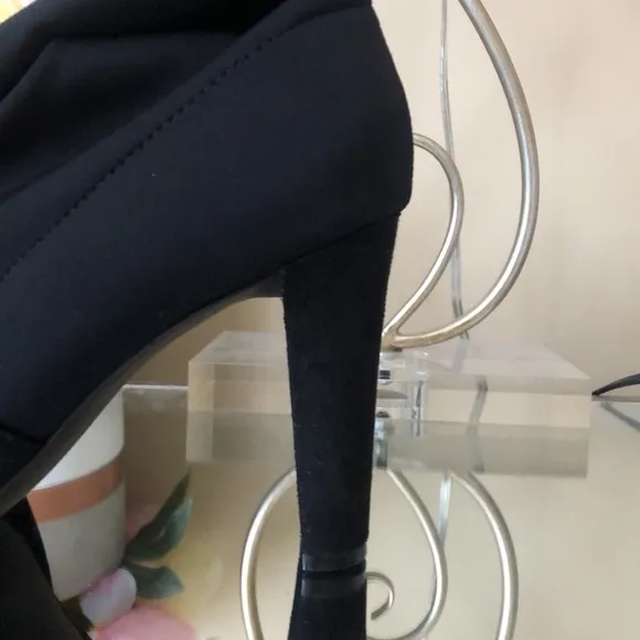 Brand New CHARLES by Charles David Over the knee Boots