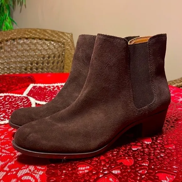 Brand New Lucky Brand Genuine Suede Slip On Brown Ankle Boots