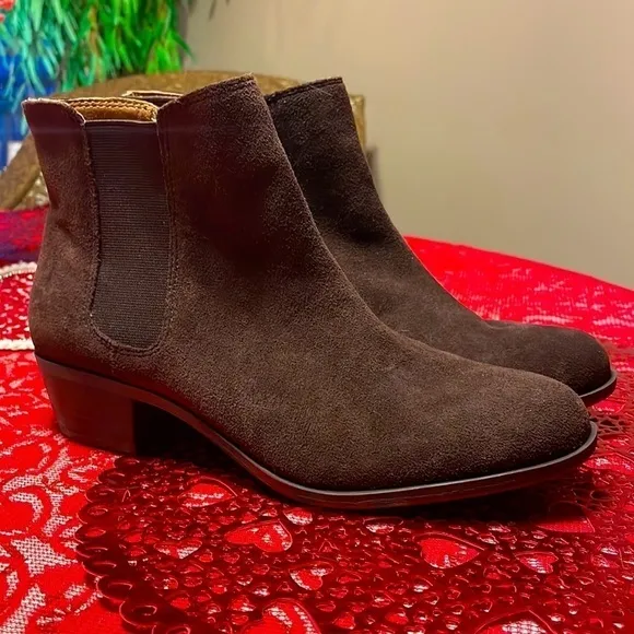 Brand New Lucky Brand Genuine Suede Slip On Brown Ankle Boots