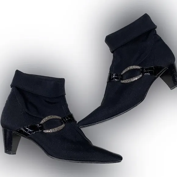 Brighton size 6 medium black kitten heel ankle boots